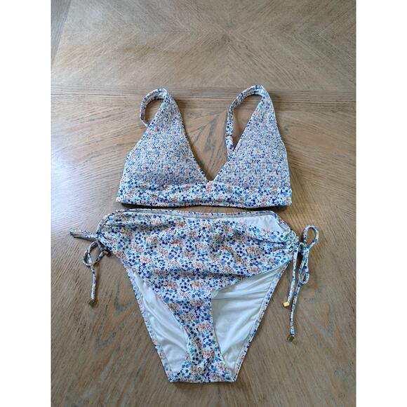 chelsea and violet smocked triance floral print bikini - Picture 1 of 7